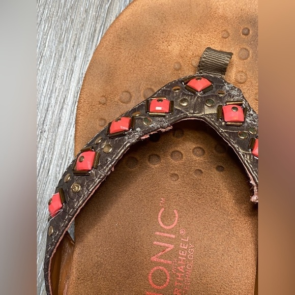 Vionic With Orthaheel Technology Flip Flop Sandal Size 6 Wide Floriana - Picture 9 of 16